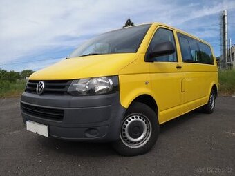 VOLKSWAGEN TRANSPORTER T5 9.MÍST 2.0TDi 75KW 2010