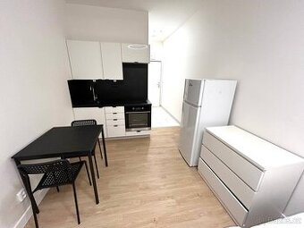 krásný byt 1+kk, 26m2 v ul. Poděbradská, Praha 9 - Vysočany