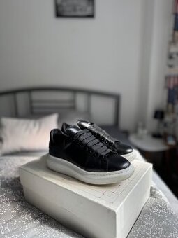 Alexander McQueen - 1