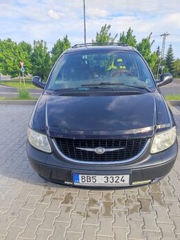 CHRYSLER VOYAGER 2.4 benzín, 2001