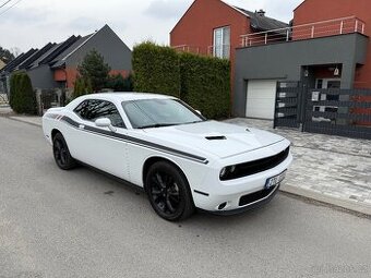 DODGE CHALLENGER 4x4 2021 PENTASTAR