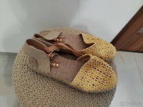 Úplně nové letní žluté espadrilky s otevřenou patou,vel. 38