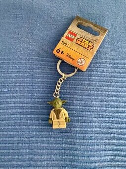 Lego Star Wars klíčenka (Yoda)