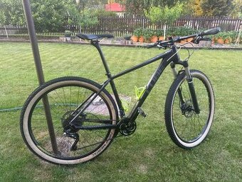 horské kolo CUBE Race One 19” – dobrý stav