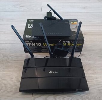 Router TP-link Archer C7 a Asus RT-N10