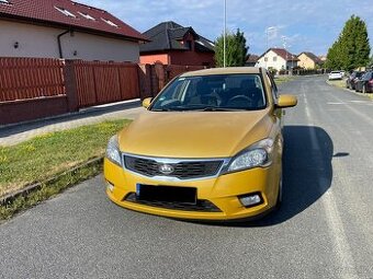 Kia Ceed, 1. maj., ČR, 1.6 CVVT, RV 2010