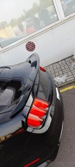 Zadní křídlo Ford Mustang - nové, černý lesklý spoiler
