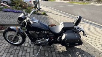 Honda VT750DC Black Widow