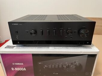 Yamaha R-N800A BLACK