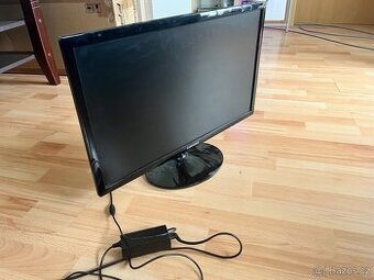 LCD monitor Samsung 24” FullHD