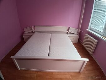 Manželská postel