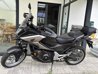 Honda NC750X DCT - ABS, AUTOMAT