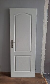 Bílé levé dveře 70 cm