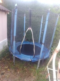 Trampolína zdarma za odvoz