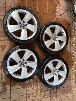 alu 5x100 et46 r17 + letni pneu