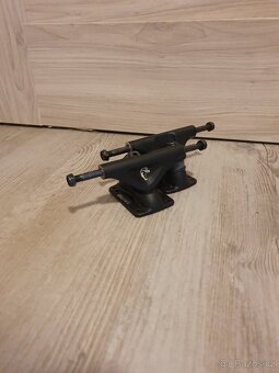 Skateboard trucky Bear Polar 105 mm