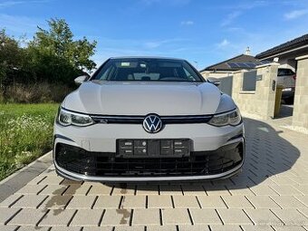 VW GOLF VIII R LINE