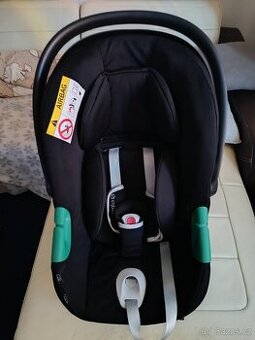 Autosedačka Cybex se základnou Isofix