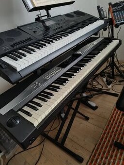 stage piano