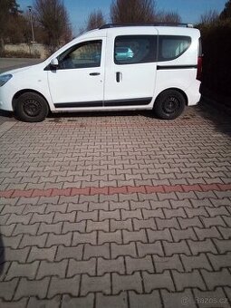 Dokker 1,6