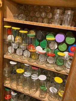 Zavařovací sklenice střední 370 a velké 720 zavařovačky