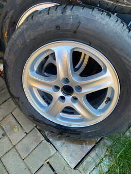 Originál Škoda alu R15 5x100 včetně pneu 195/65 r15 letní