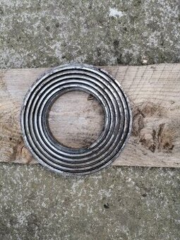 Prodám spirál. kolo na 3 a 4 čelisťové sklíčidlo TOS pr.250