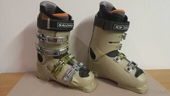 Lyžařské boty 39