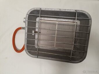 malý plynový ohřívač, topení, zánovní