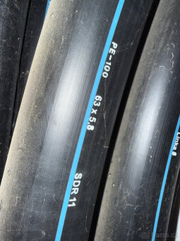 vodovodní pípojková hadice