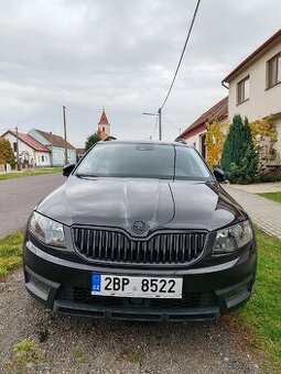 Přední nárazník Škoda Octavia Scout III