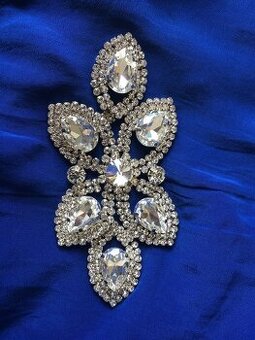 Bizuterie pásky D/P, knoflky, kaminky, ozdubky, řetizky