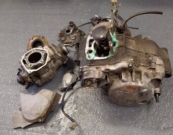 Motor Rotax 122 včetně zapalování a karburátoru - na opravu