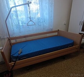 Zdravotní el.polohovací postel