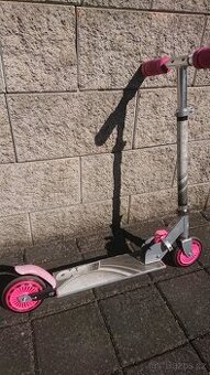 Dětská skládací koloběžka