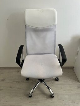 Kancelářská židle Vire bílá, pogumovaná kolečka