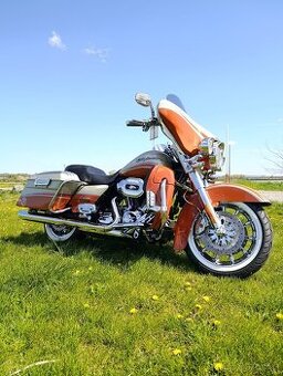 Harley Davidson Electra Glide CVO 1800