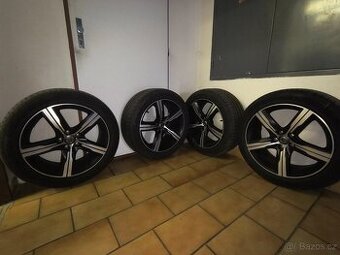 Originální kola Volvo R18 5x108 + letní pneu Continental