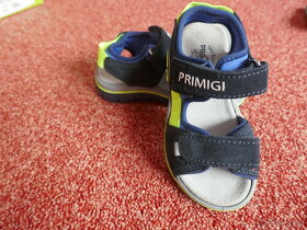 nové sandále PRIMIGI vel. 26