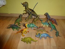 Dinosauři, plastová zvířátka - 1