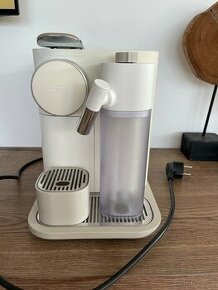 Kávovar DēLonghi Nespresso  Gran Lattissima White