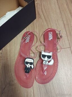 Nové originál sandály Karl Lagerfeld 38