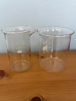 Retro laboratorní sklo, kádinky, Simax 150 a 250 ml