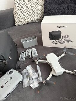 Dron DJI MINI 2 FLY MORE COMBO