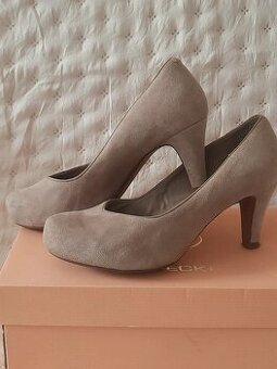 Krásné lodičky Clarks vel. 37,5