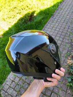 Přilba na motorku vel. S zánovní