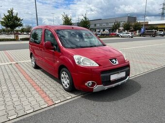 Peugeot Partner Tepee 1.6 HDi 66kw ČR 2x šoupačky