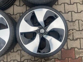 letní sada kol 5x112 20" z Volkswagen Golf 7 GTI - 1