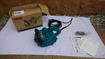Makita 9741 Kartáčová bruska 860W