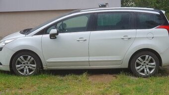 Peugeot 5008 2,0 hdi 110 kw